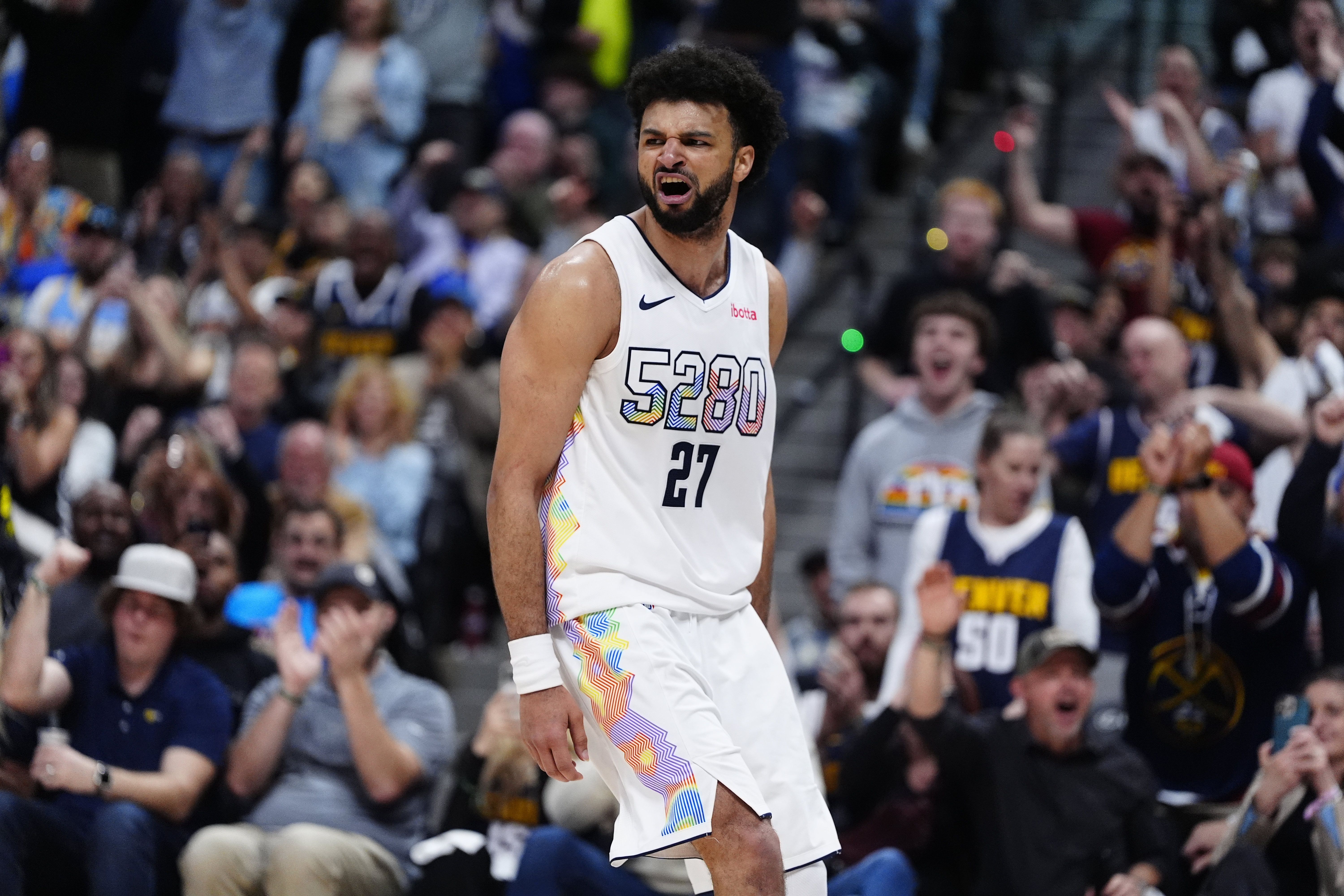 开云娱乐-穆雷在西班牙队比赛中大比分获胜，出色发挥引发热议！